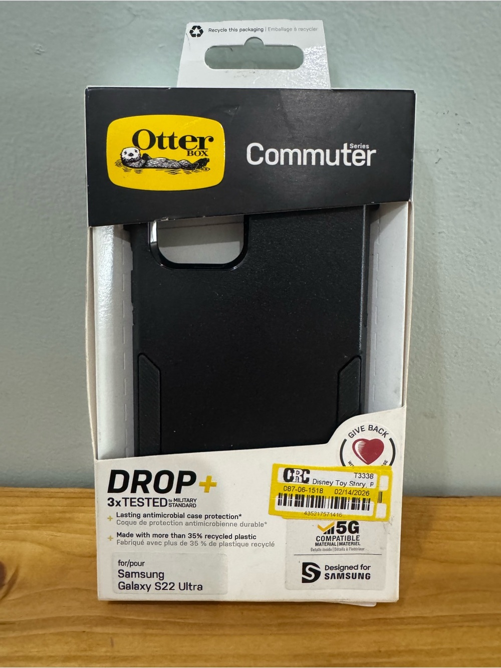 OtterBox Commuter Series Black Phone Case for Samsung Galaxy S22 Ultra